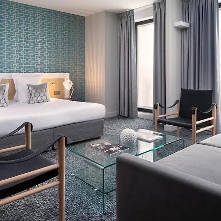 Bastille Hotel