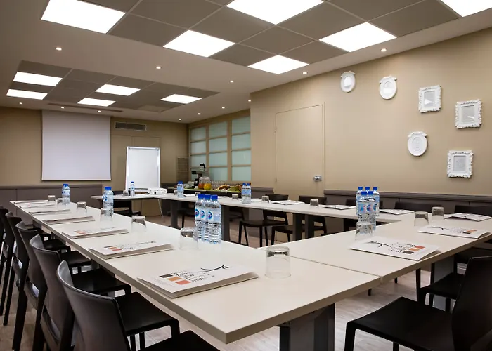 バスティーユ 3*