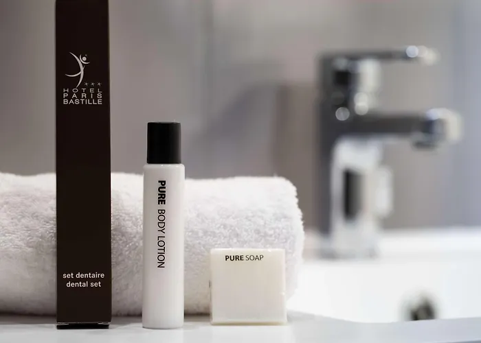 バスティーユ 3*