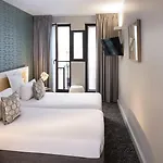 Bastille Hotel